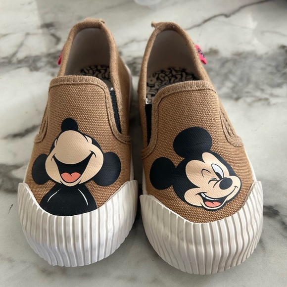 Zara Disney shoes - Picture 8 of 11